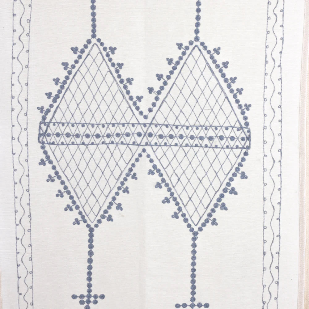 Bed Runner Hazel with Tassel