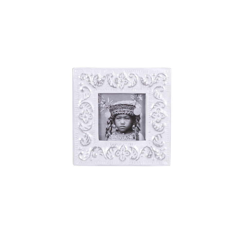 Photo Frame Embossed Bali Flower White