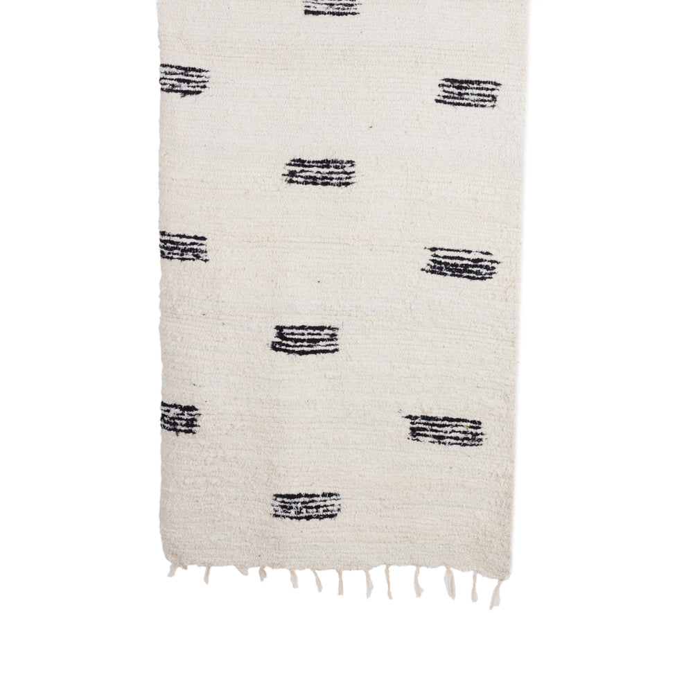 Throw Rug Manu - White-Black